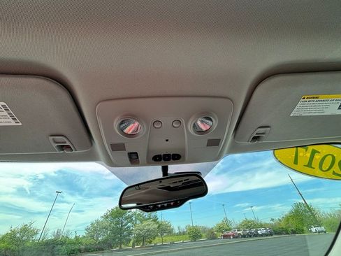 Used 2017 GMC Acadia Limited SLT image 39