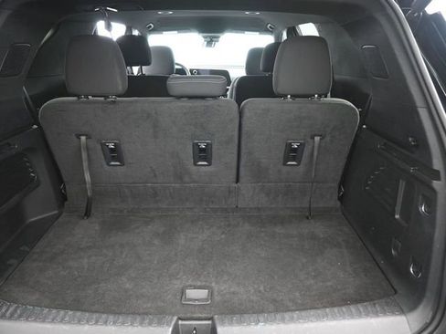 Used 2024 Chevrolet Traverse LT image 14