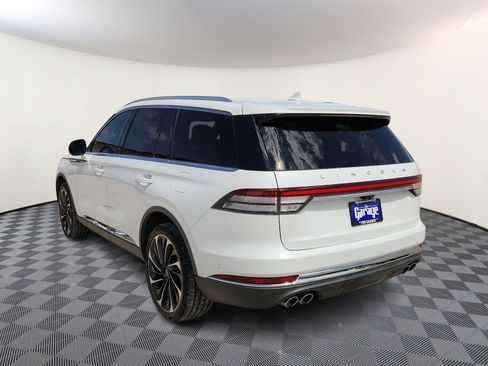 Used 2020 Lincoln Aviator Reserve w/ Equipment Group 202A AWD/4WD image 3