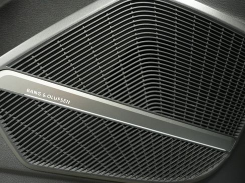 Used 2020 Audi Q5 2.0T Premium Plus w/ Premium Plus Package image 19