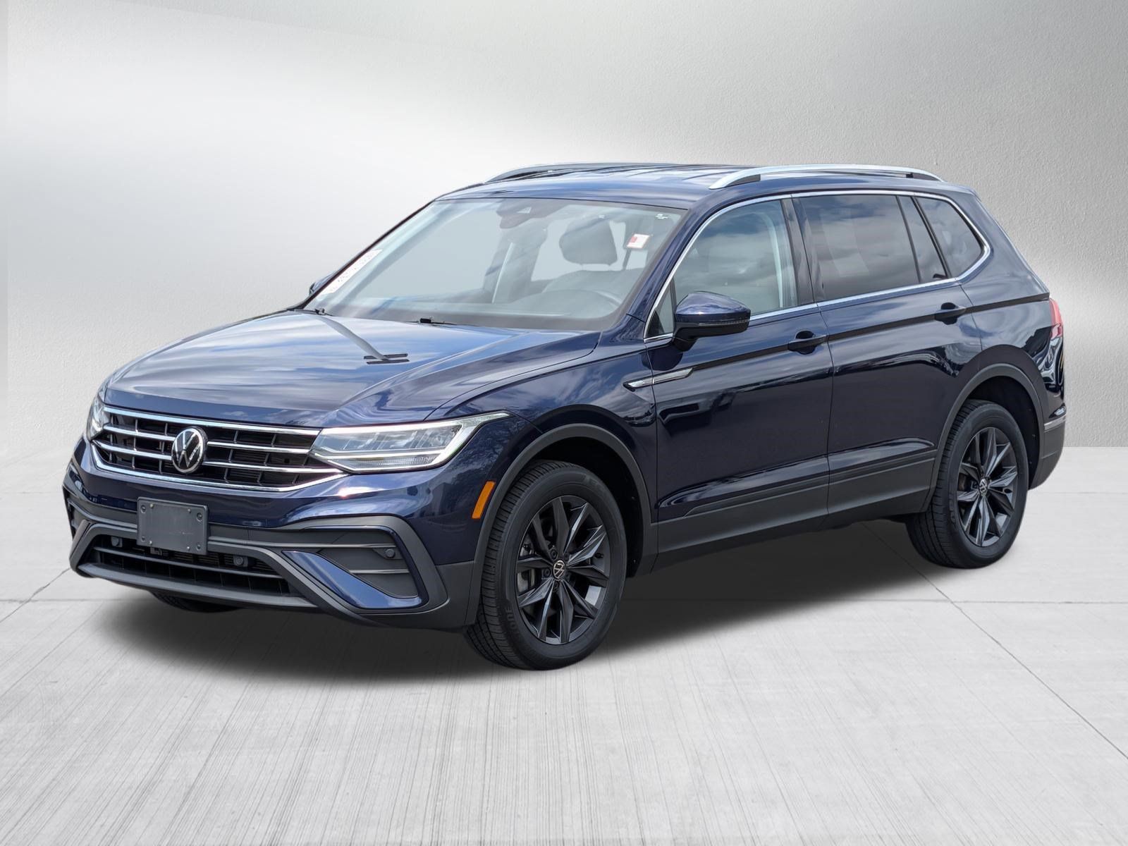 Certified 2022 Volkswagen Tiguan SE AWD/4WD image 3