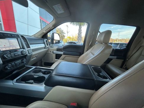Used 2019 Ford F250 Lariat w/ Lariat Ultimate Package image 15