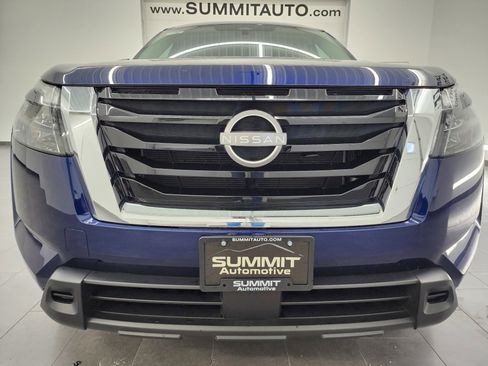 Used 2025 Nissan Pathfinder SV image 20