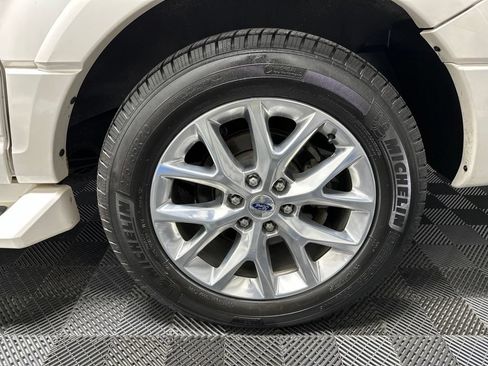 Used 2017 Ford Expedition EL Limited AWD/4WD image 10