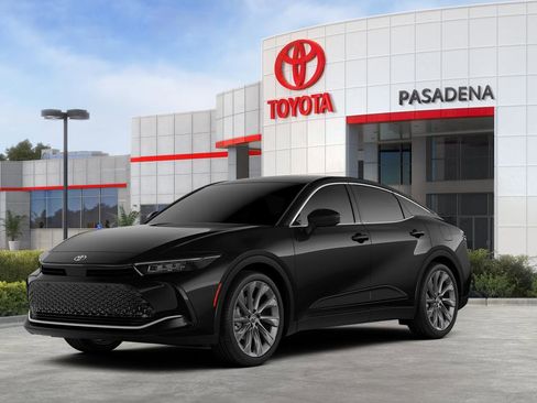 New 2026 Toyota Crown AWD/4WD image 2