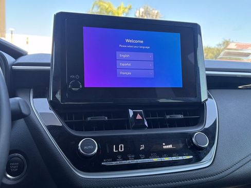 Used 2025 Toyota Corolla SE FWD image 10