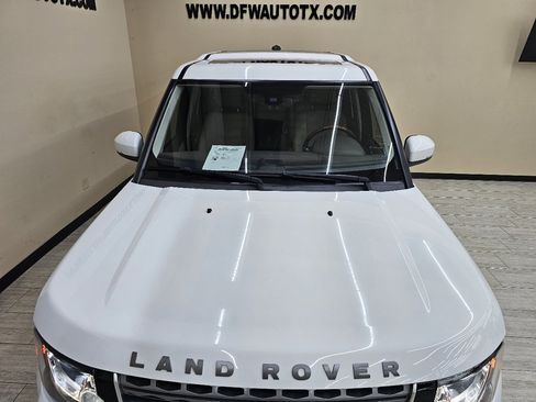 Used 2016 Land Rover LR4 HSE image 4