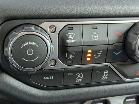 New 2026 Jeep Wrangler Unlimited Rubicon image 24