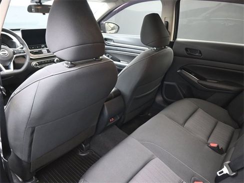 Used 2023 Nissan Altima 2.5 SV w/ SV Premium Package image 23