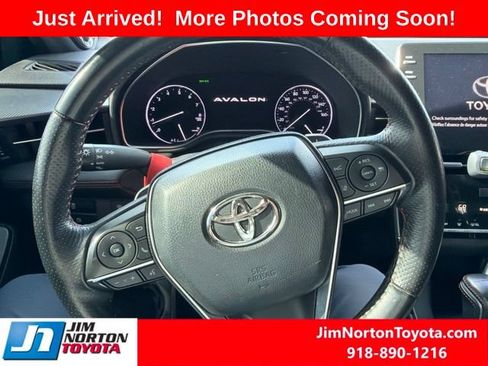 Used 2020 Toyota Avalon TRD FWD image 11