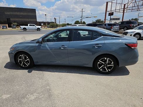 Used 2024 Nissan Sentra SV FWD image 3