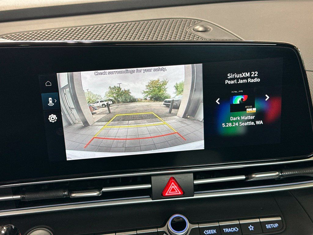 Used 2024 Hyundai Elantra SEL FWD image 6