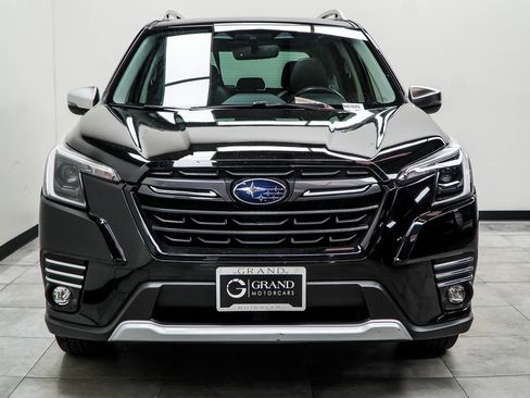 Used 2022 Subaru Forester Touring image 7