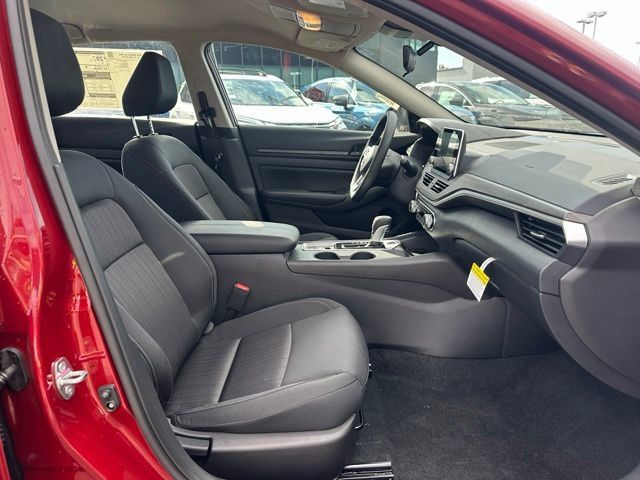 New 2026 Nissan Altima 2.5 SV AWD/4WD image 15