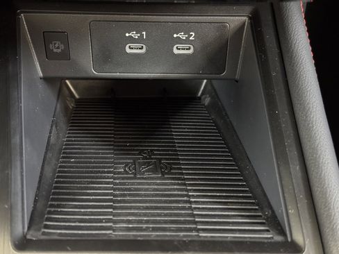 New 2026 Nissan Kicks SR image 35