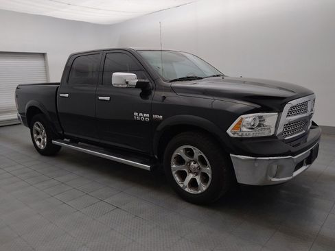 Used 2017 RAM 1500 Laramie image 11