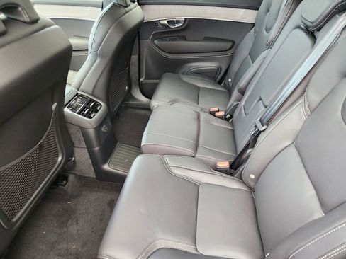 New 2026 Volvo XC90 T8 Ultra w/ Protection Package AWD/4WD image 19