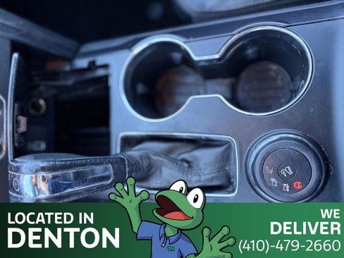 Used 2017 Ford Explorer XLT w/ Equipment Group 202A image 18