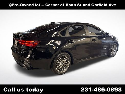 Used 2022 Kia Forte GT-Line w/ GT-Line Technology Package FWD image 5
