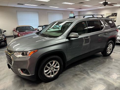 Used 2019 Chevrolet Traverse LT AWD/4WD image 11
