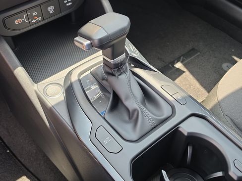 New 2026 Kia K4 FWD image 25