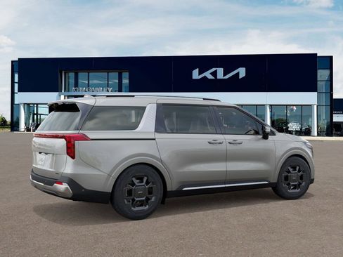 New 2026 Kia Carnival SX image 6
