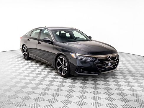 Used 2021 Honda Accord Sport image 8