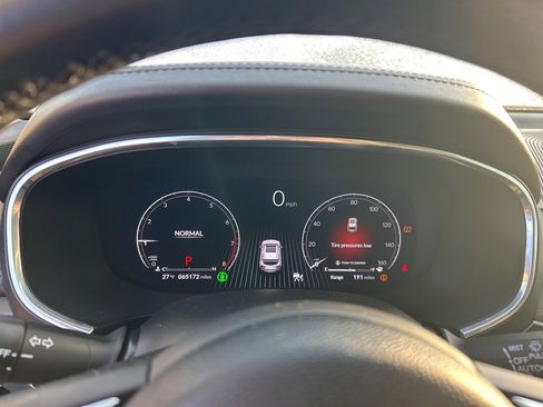 Used 2023 Acura MDX SH-AWD w/ Advance Package image 6