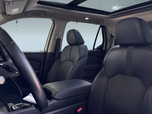 Certified 2023 Honda Pilot Touring image 21