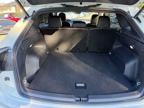 Used 2025 Volkswagen Atlas Cross Sport SE image 27