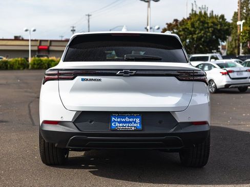 New 2026 Chevrolet Equinox EV LT w/ LPO, Blackout Package image 22