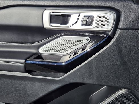 Used 2023 Ford Explorer ST w/ Equipment Group 401A image 17