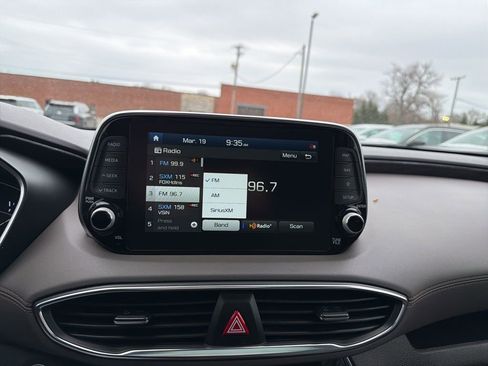 Used 2020 Hyundai Santa Fe Limited image 30