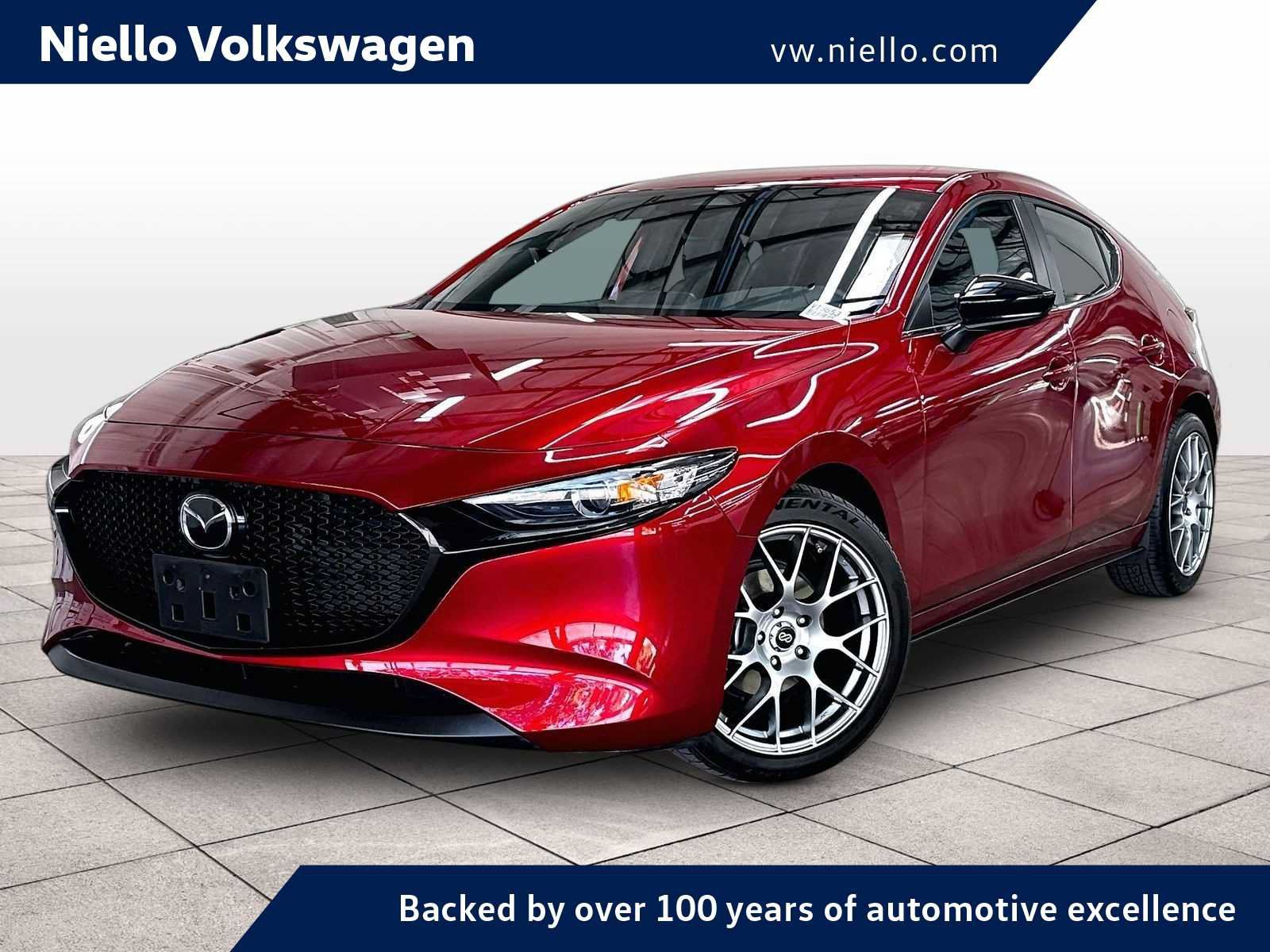 Used 2024 MAZDA MAZDA3 s FWD image 1