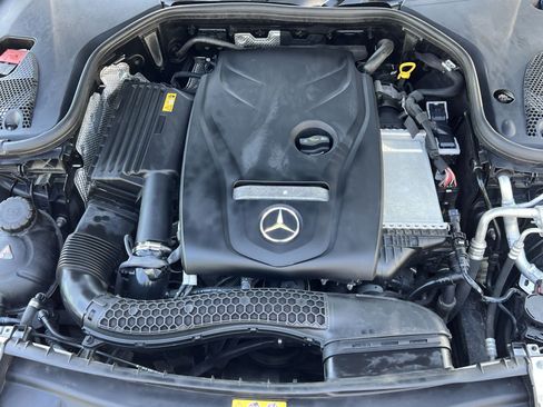 Used 2018 Mercedes-Benz E 300 4MATIC image 33