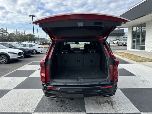 Used 2025 Buick Enclave Sport Touring w/ Super Cruise Package image 5