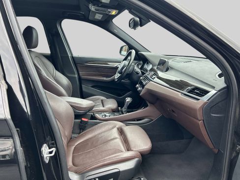 Used 2018 BMW X1 xDrive28i w/ Convenience Package image 18