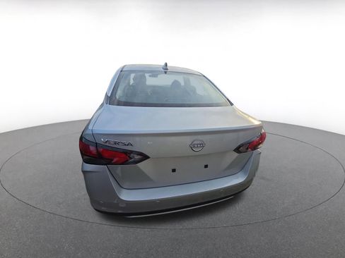 Used 2025 Nissan Versa SV image 6