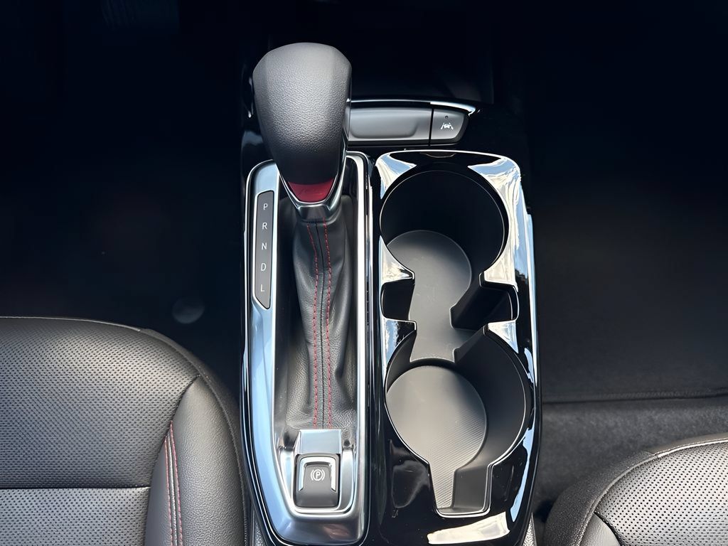 New 2026 Chevrolet Trax RS w/ Sunroof Package FWD image 17