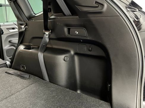 Used 2023 Mitsubishi Outlander SE image 38