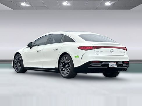 Certified 2023 Mercedes-Benz EQS 580 4MATIC Sedan image 3