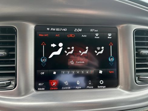 Used 2023 Dodge Charger SXT w/ Blacktop Package AWD/4WD image 22