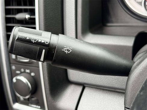 Used 2016 RAM 2500 SLT image 24