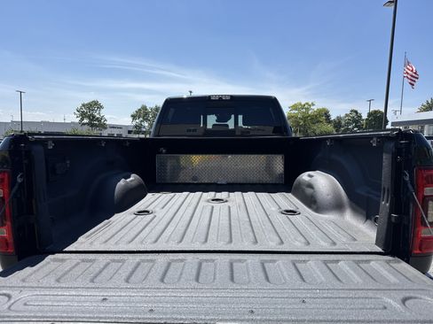 Used 2019 RAM 3500 Limited w/ Max Tow Package AWD/4WD image 36