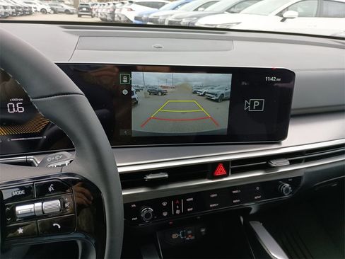 New 2026 Kia Sorento LX image 23