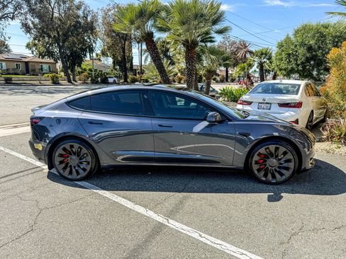 Used 2022 Tesla Model 3 Performance AWD/4WD image 16