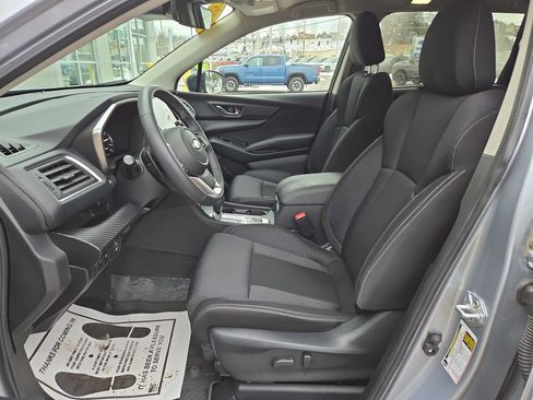 Used 2025 Subaru Ascent Premium w/ Premium Package image 27