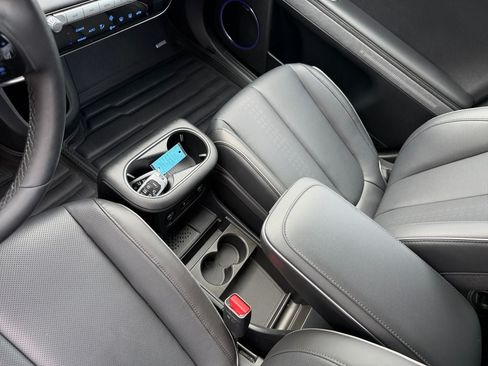 Certified 2024 Hyundai Ioniq 5 Limited AWD/4WD image 18