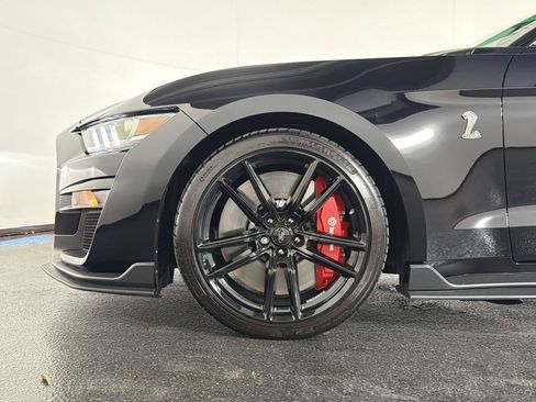 Used 2022 Ford Mustang Shelby GT500 w/ Technology Package RWD image 21