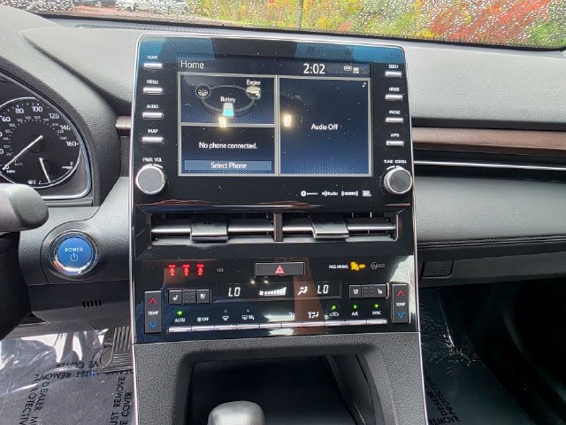 Used 2022 Toyota Avalon Limited w/ Advanced Safety Package FWD image 30